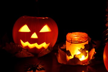 jackolantern_and_lights_199060